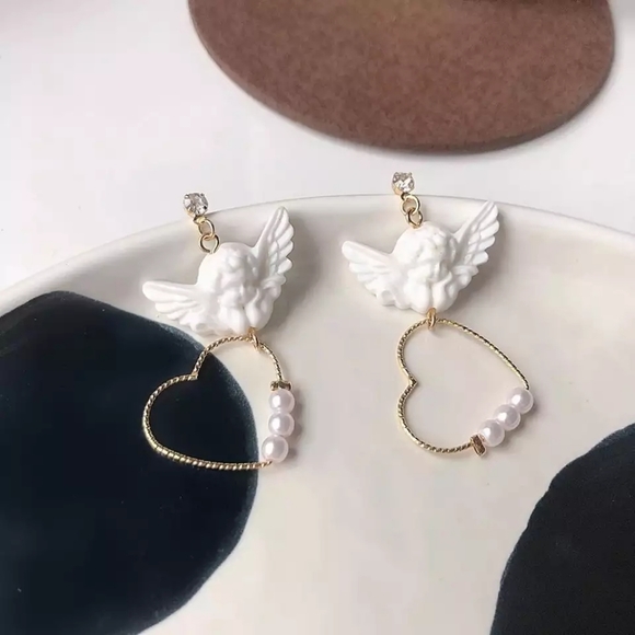 Gold White Pearl Cupid Angel Shape Dangle Earrings Heart Pendant Fashion Jewelry - Picture 1 of 11